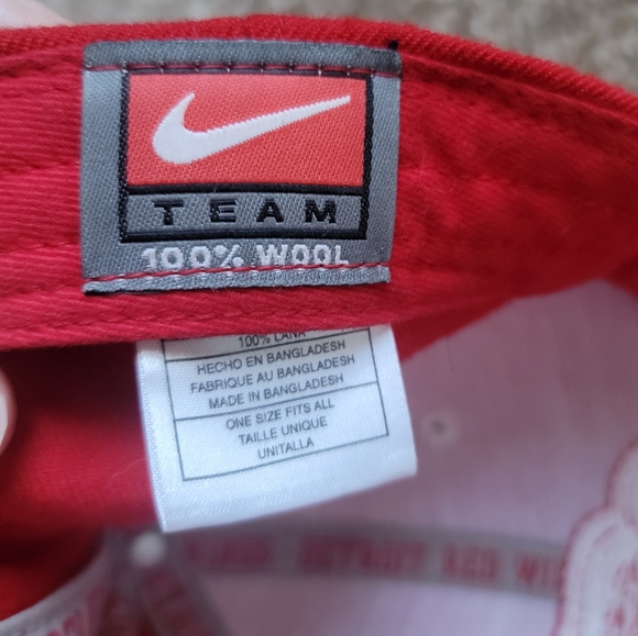 Nike NHL Detroit Red Wings Hat Cap Hockey - Picture 3 of 6
